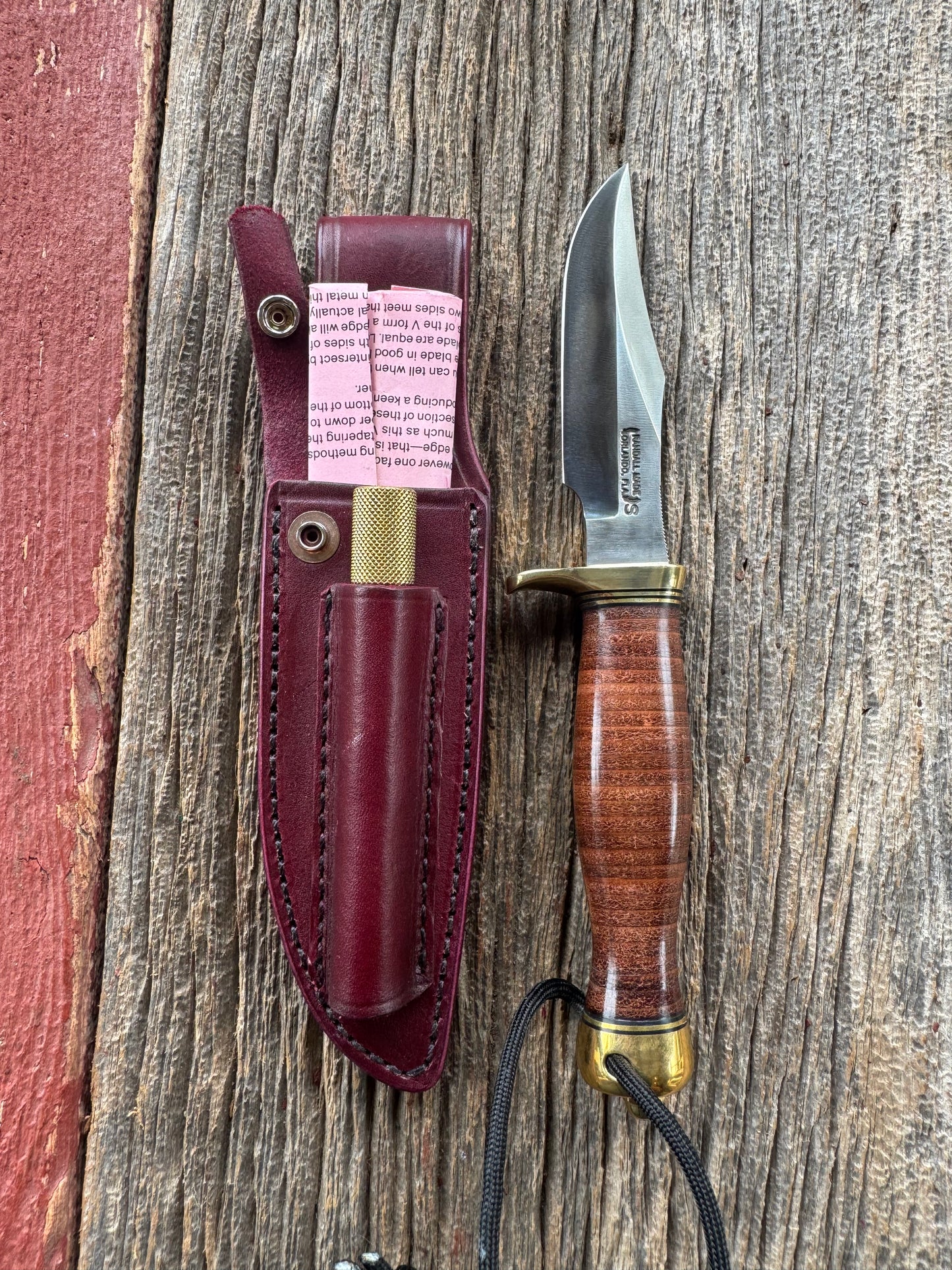 Vintage Randall Stanaback Special. Leather and brass. This is the large Stanaback version with a Stainless 4 1/2” Blade, Brass Single Hilt and Gold & Black Spacers. I have 2 available Serial # 163 and # 164 consecutive numbers. Price is per knife.