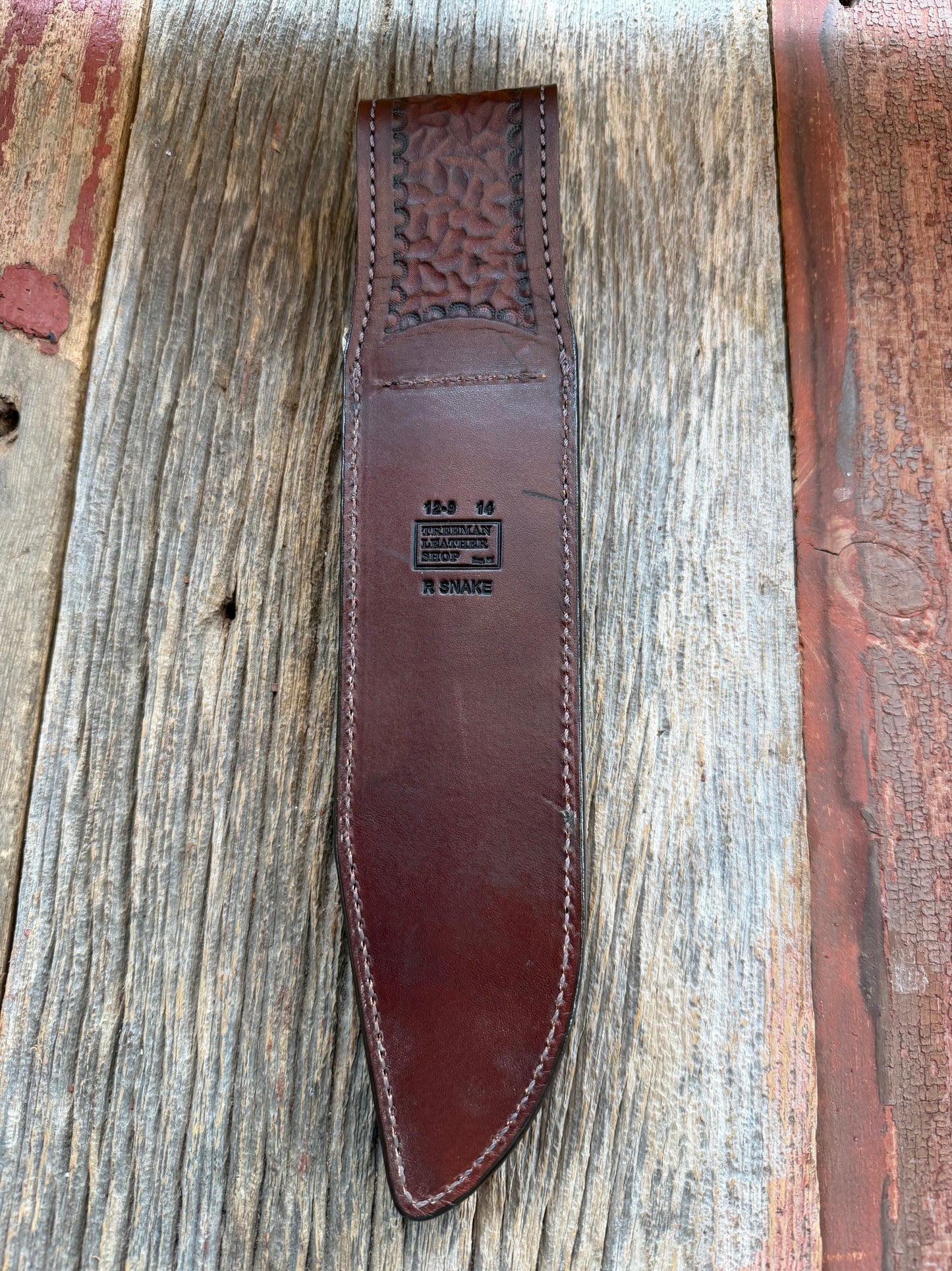 Randall Model 12-9 Sheath in Exotic Eastern Diamondback RattleSnake from Treeman Sheaths.