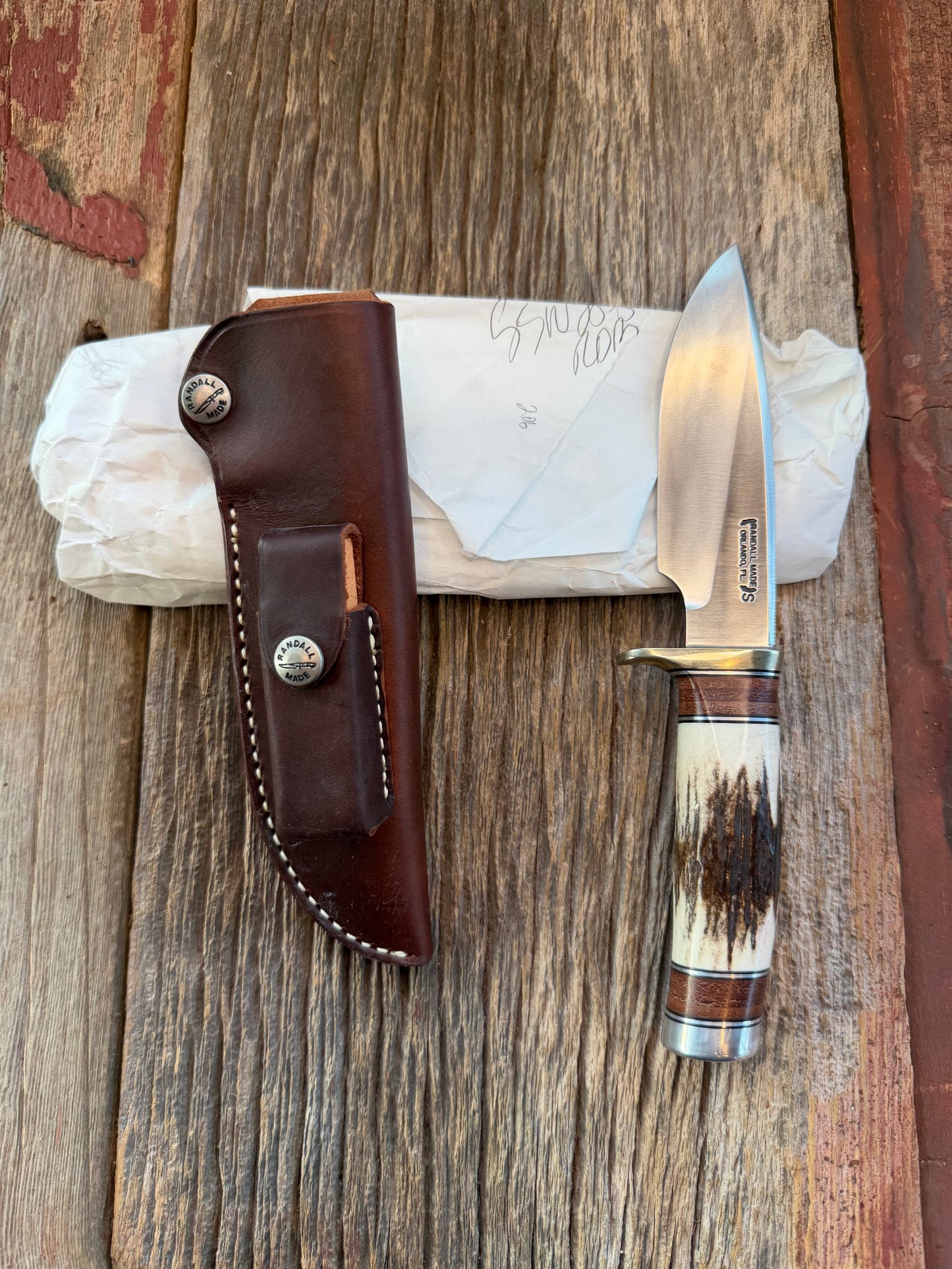 New in paper Randall Knife Model 25-5 Trapper in Stag Leather Handle Stainless Blade, NSH (Copy)