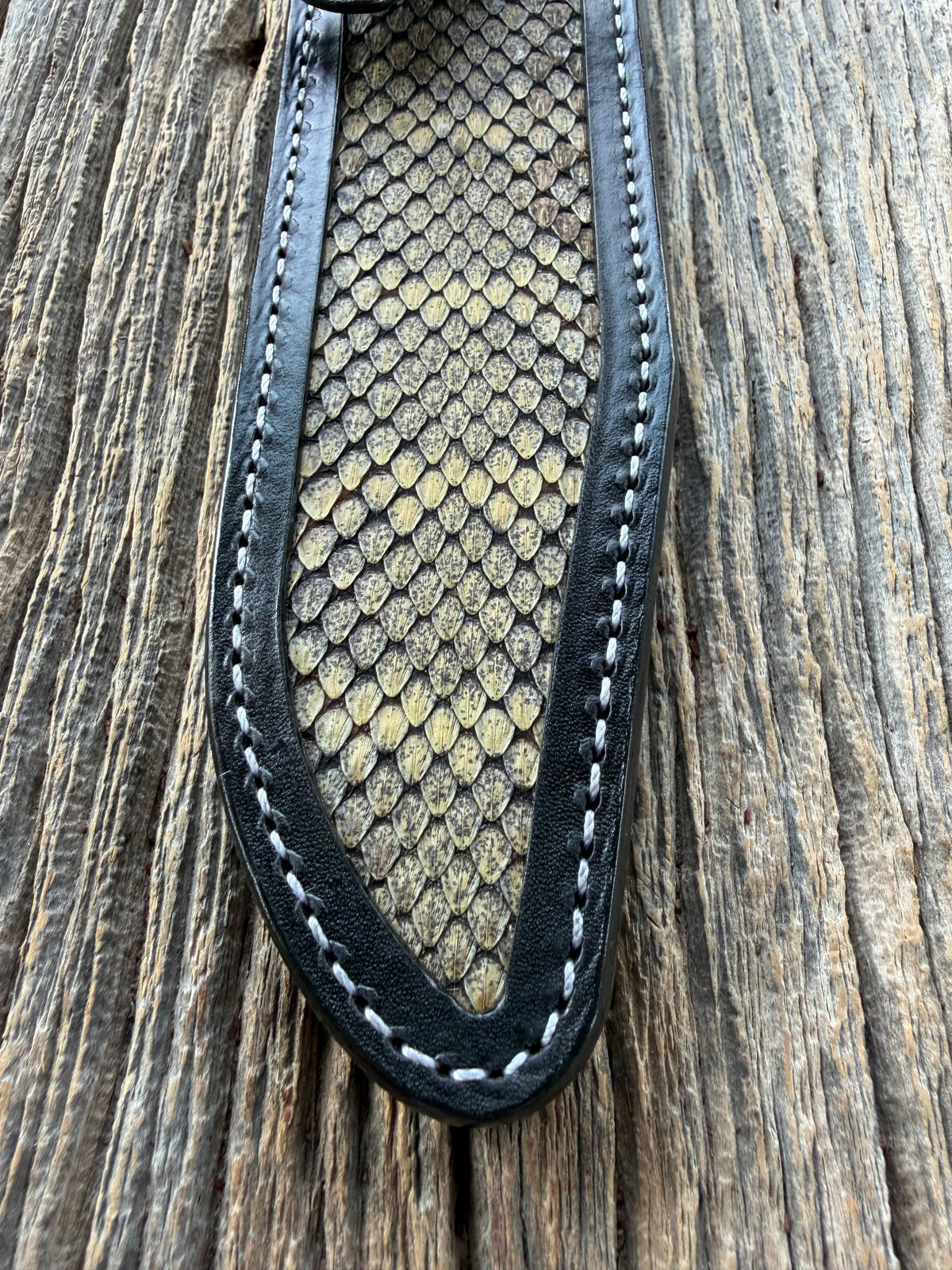 Randall Model 1-7 sheath with inlayed Western Diamondback RattleSnake skin from Treeman Sheaths. Brown leather, white deviated stitching and black canteen snaps.