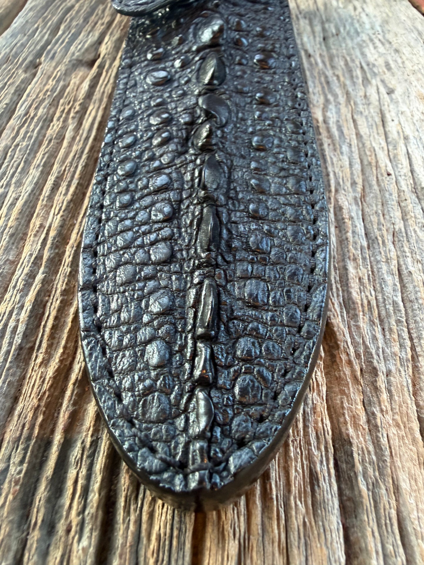 Randall Model Dealer Clinton Special in Exotic Black Snapping Turtle Horned/Dragon Tail Sheath from Treeman. New version with a Black Canteen Snap. My only one.