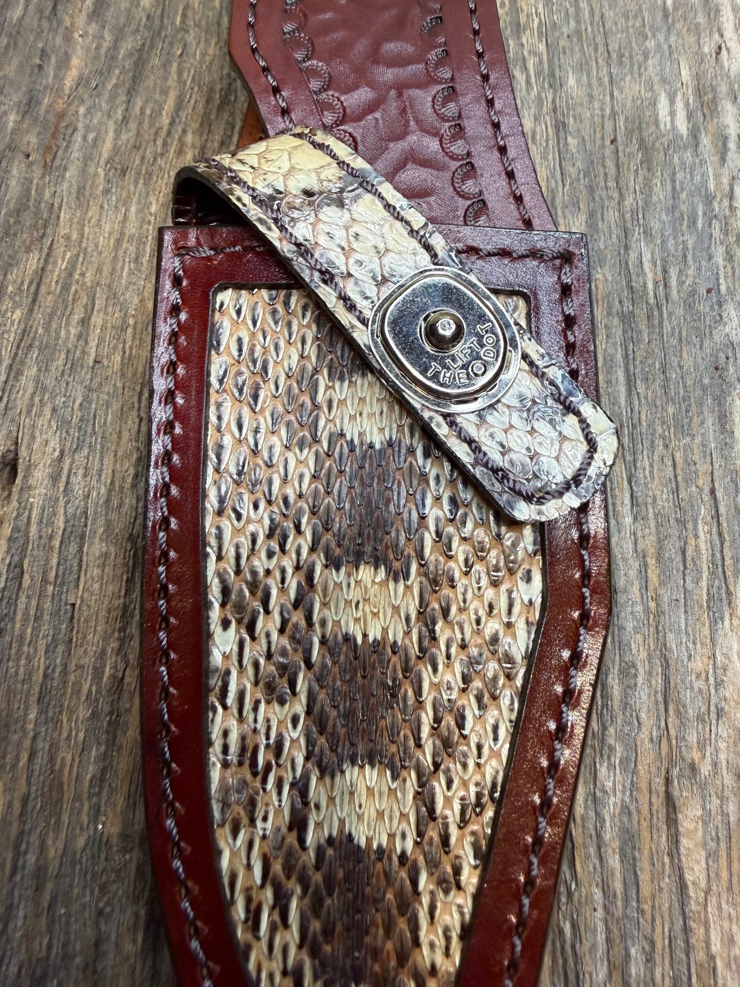 Randall Model 19-5 Sheath in Exotic West Texas Yellow Gopher Snake from Treeman Sheaths. Dark colors from the center of the skin, phenomenal.