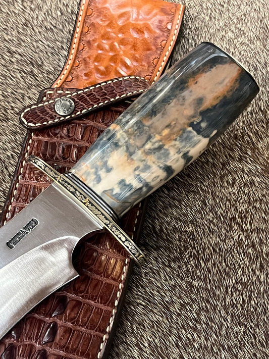 NOTE: Item is part of my personal Collection. Adding to cart will not result in a Sale ~<~>~<~>~<~>~<~>~<~<~     Model 12-11 Large Sasquatch