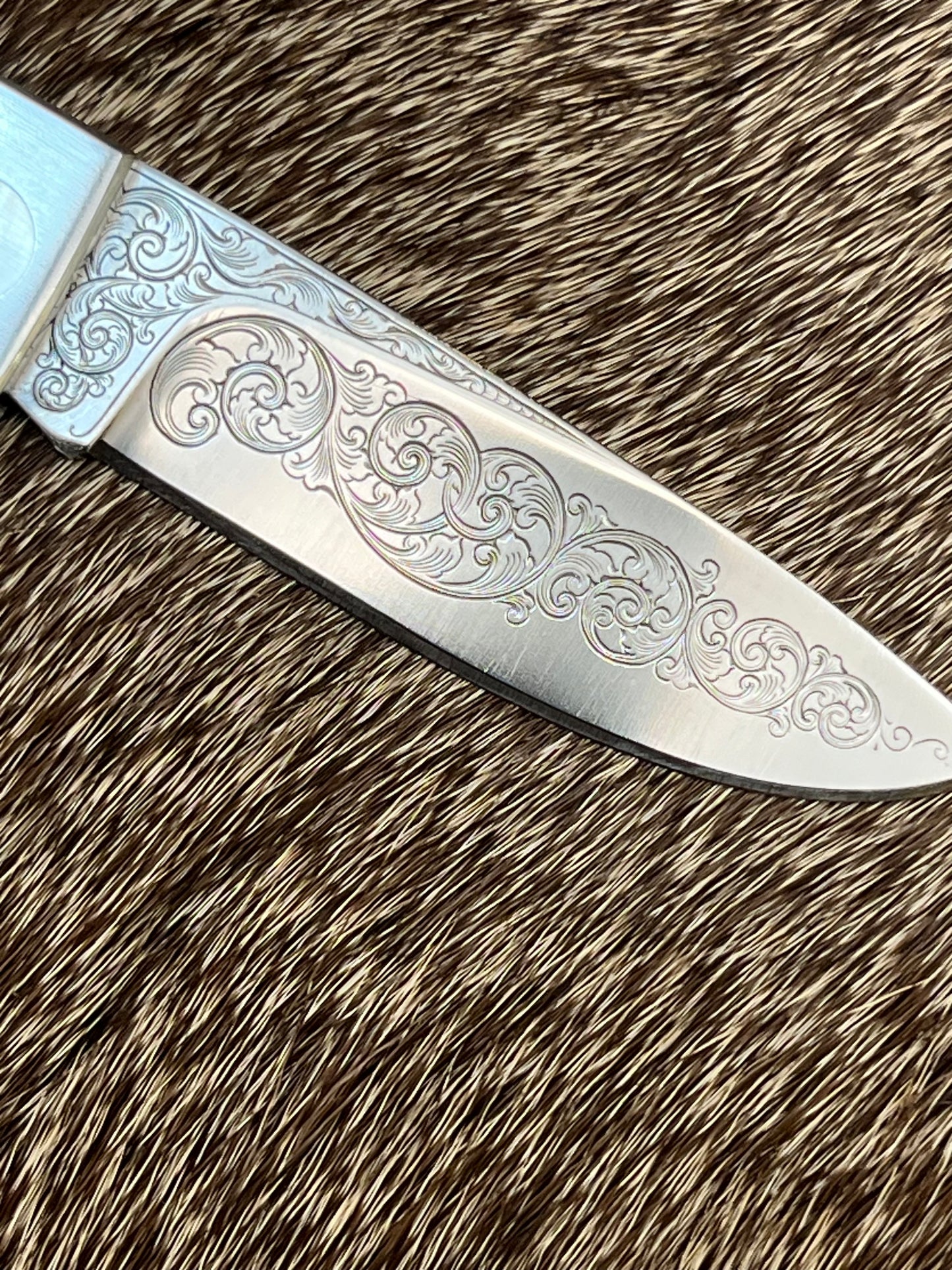 Jimmy Lile Lock Back Folder  Ivory with Engraved Blade