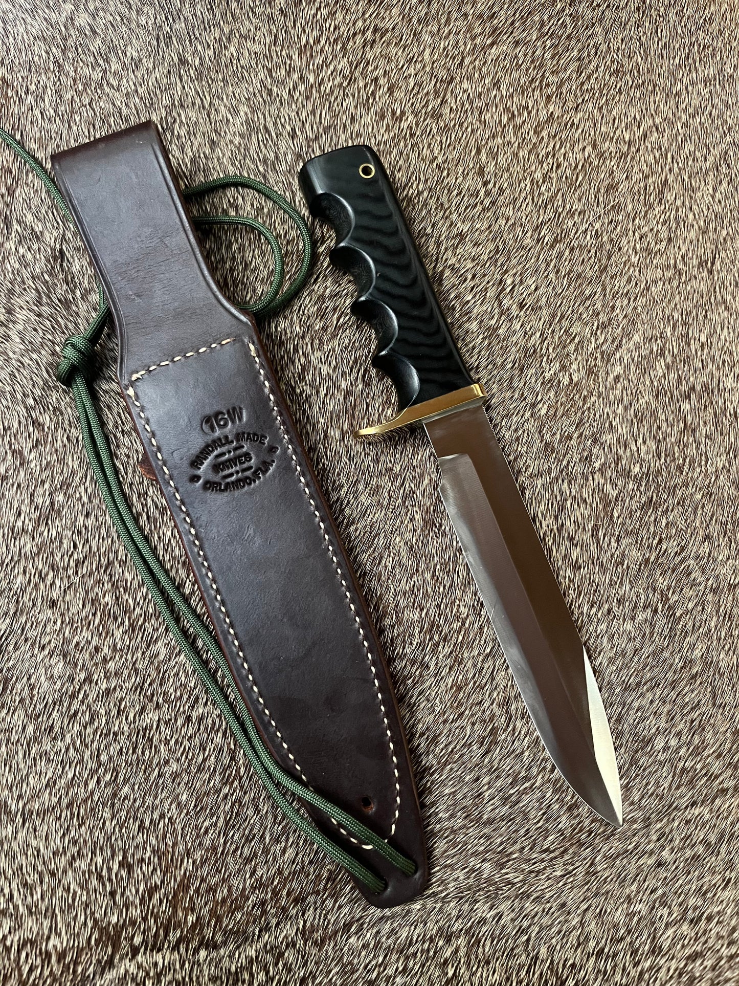 Model 16, Diver                             Black Micarta with Waxed Sheath