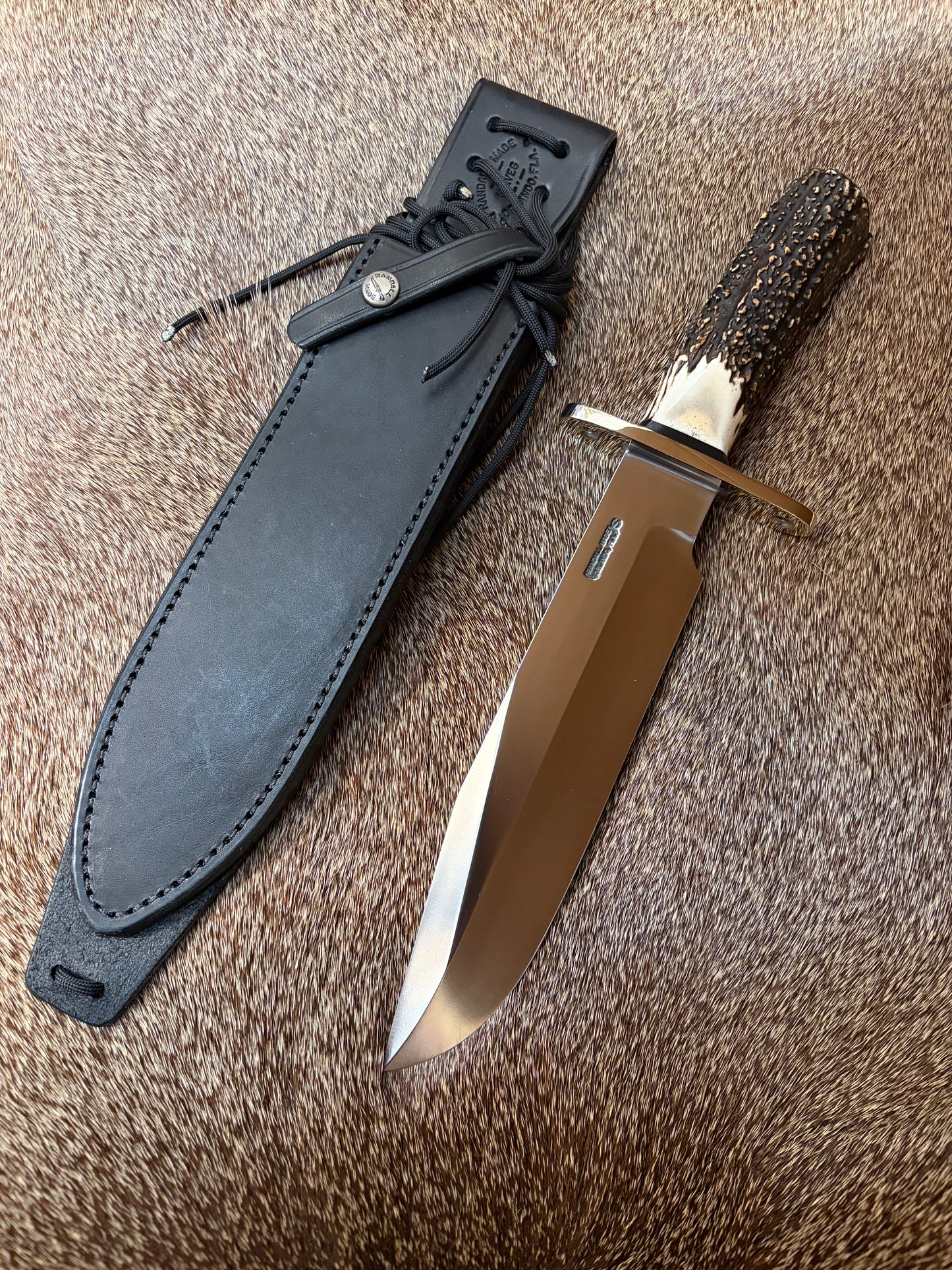 #12-9” #14 Grind Sportsman Bowie                                            Beautiful Popcorn Stag