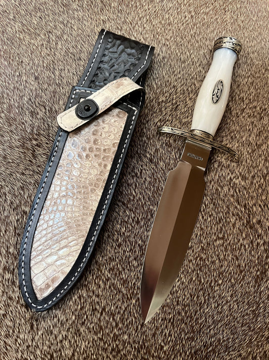 TC Special - Poly Pearl Engraved by Master Engraver Jere Davidson with Fine Silver Inlay