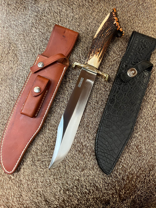 12-9 Sportsman Bowie with Beautiful Crown Stag, Engraved by Master Engraver Jere Davidson with Fine Silver Inlay