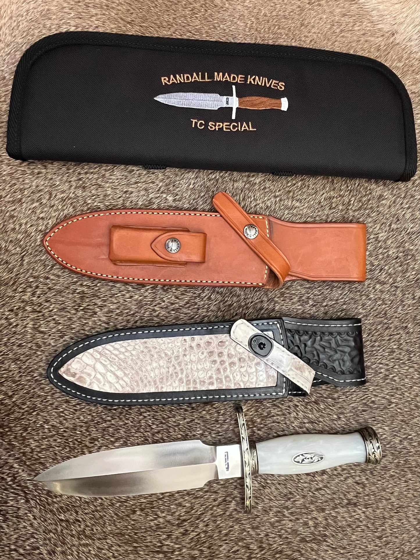 TC Special - Poly Pearl Engraved by Master Engraver Jere Davidson with Fine Silver Inlay