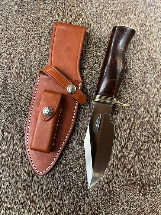 Model 19, 5” Bushmaster                  Engraved by Master Engraver Jere Davidson with Fine Silver Enlay