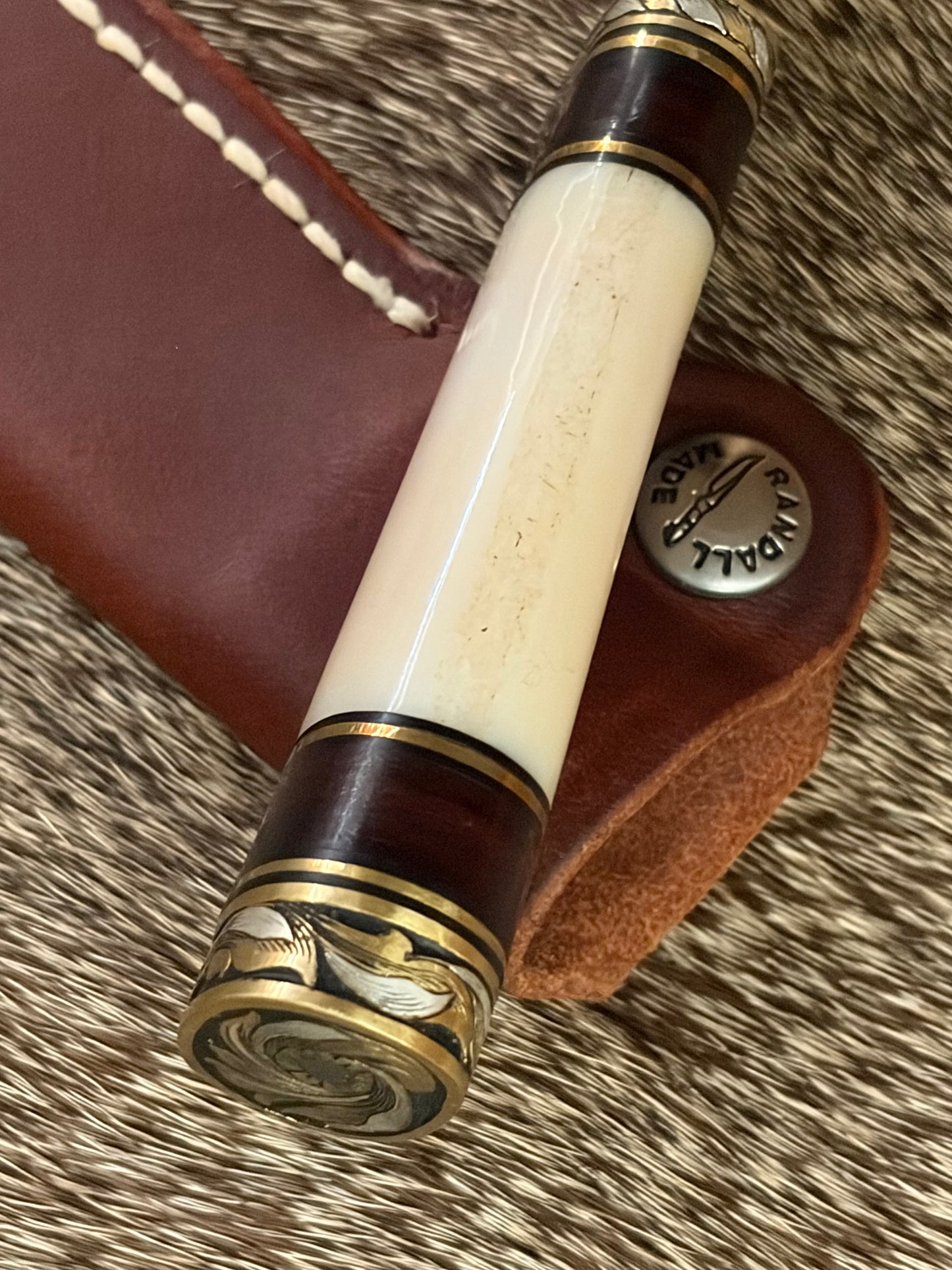 Model #25 Miniature Fossil #1415 Engraved Master Engraver Jere Davidson with Fine Silver Inlay