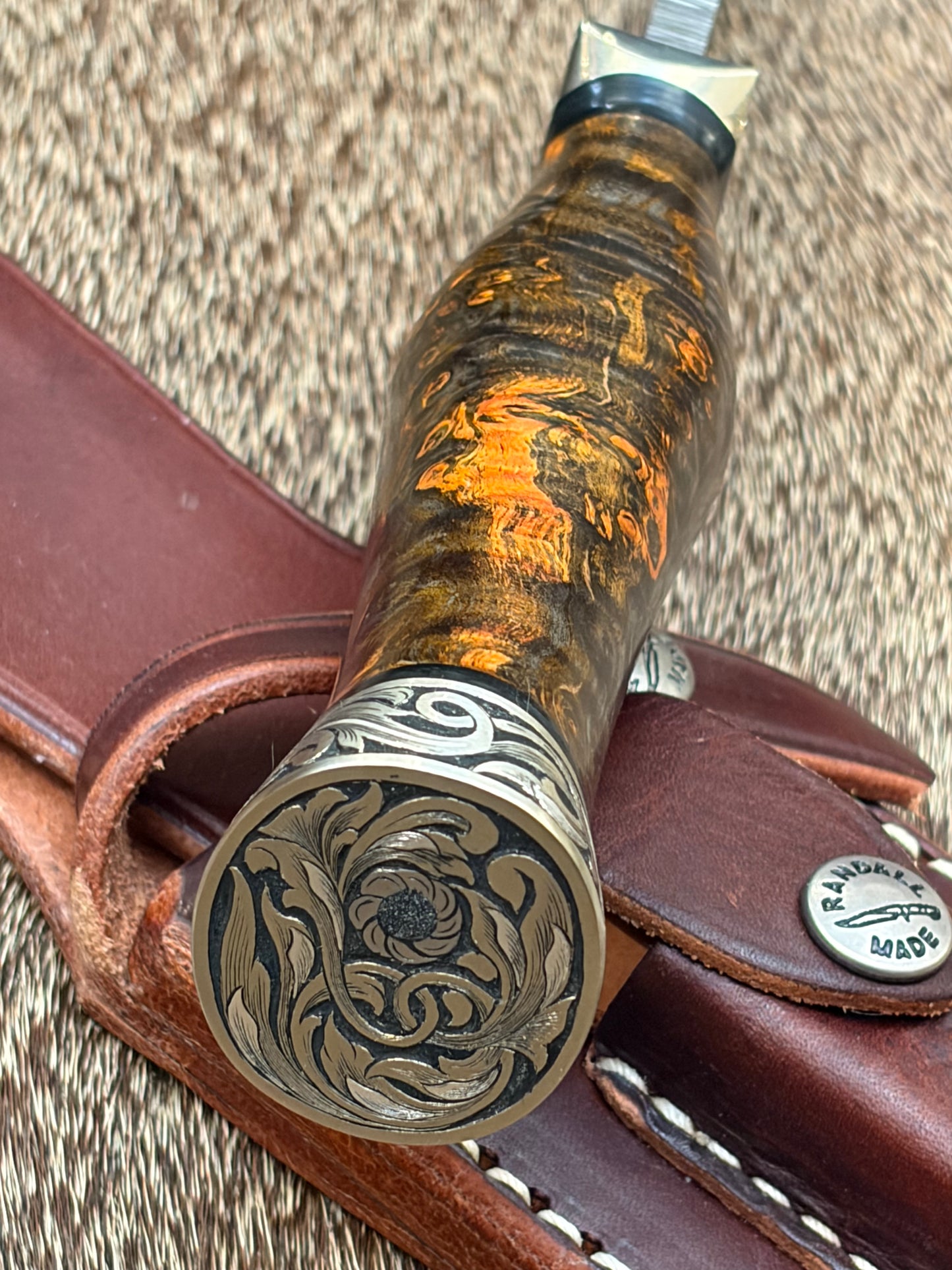 Model 19 Bushmaster                      Engraved by Jere Davidson with Fine Silver Inlay