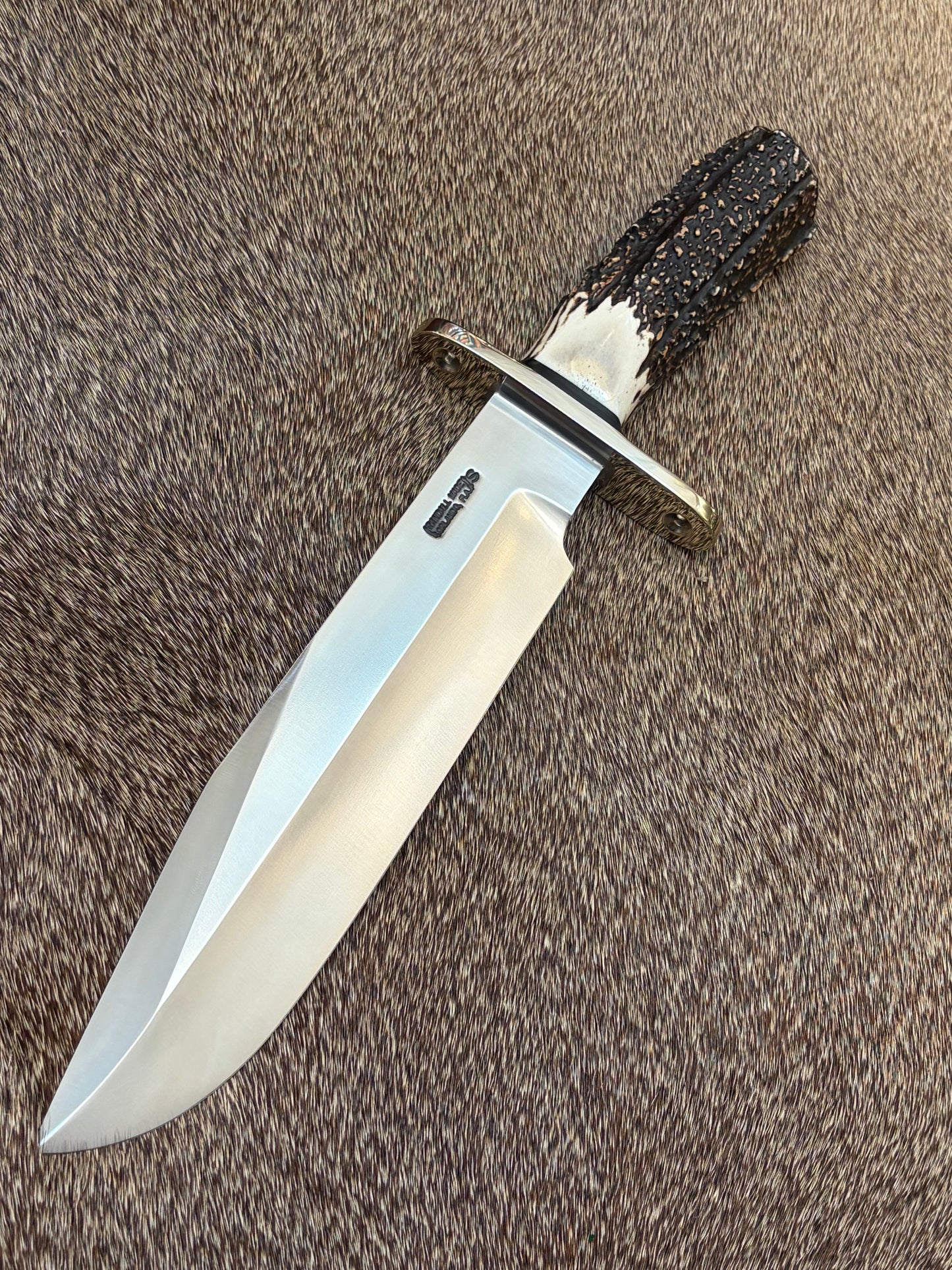 #12-9” #14 Grind Sportsman Bowie                                            Beautiful Popcorn Stag