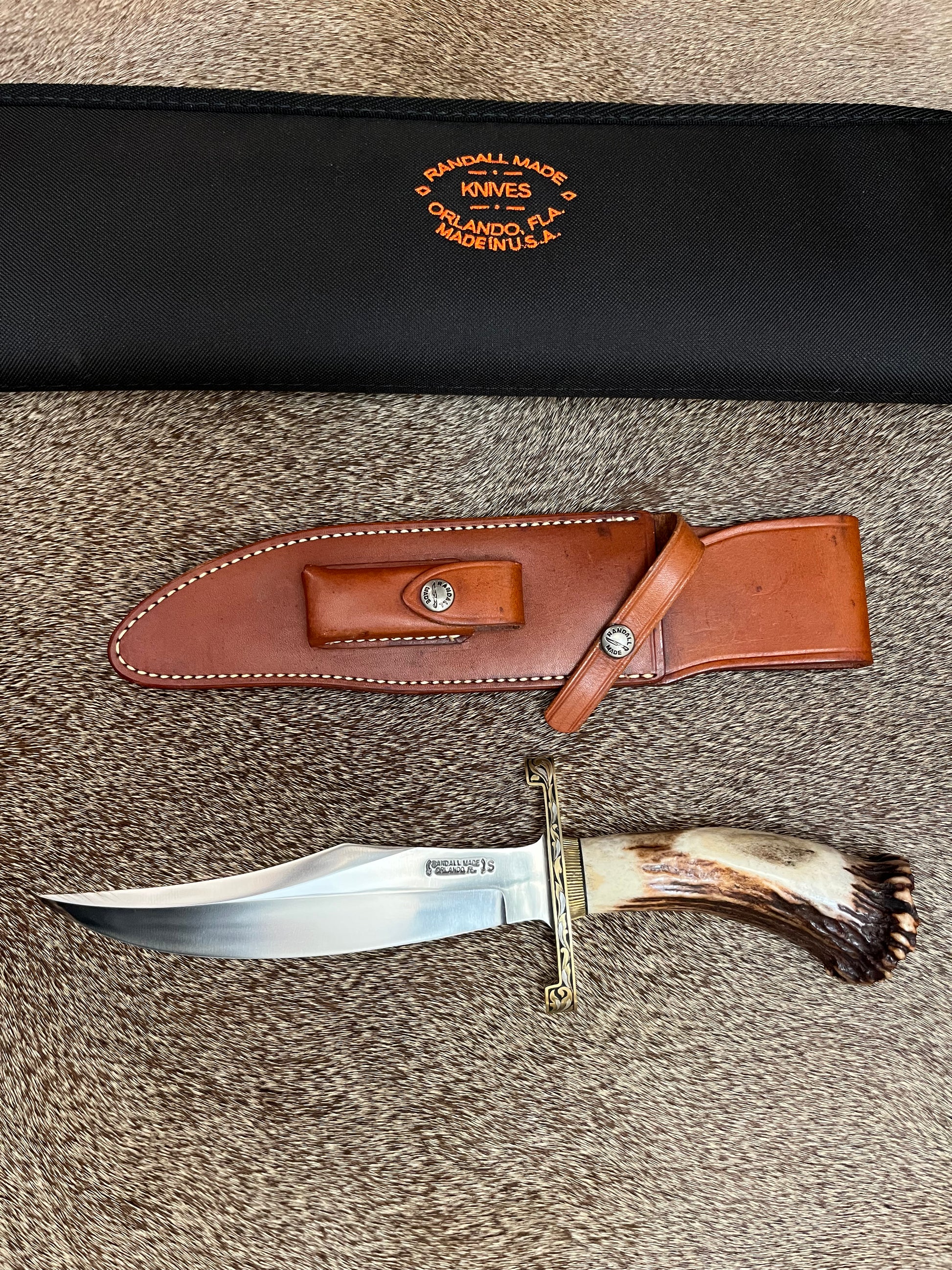 Model 12-8 Big Bear Crown Stag, Engraved by Master Engraver Jere Davidson with Fine Silver Inlay