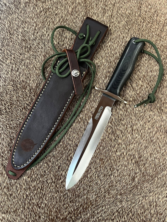 Model 16 Diver                               NASA Black Canvas Micarta
