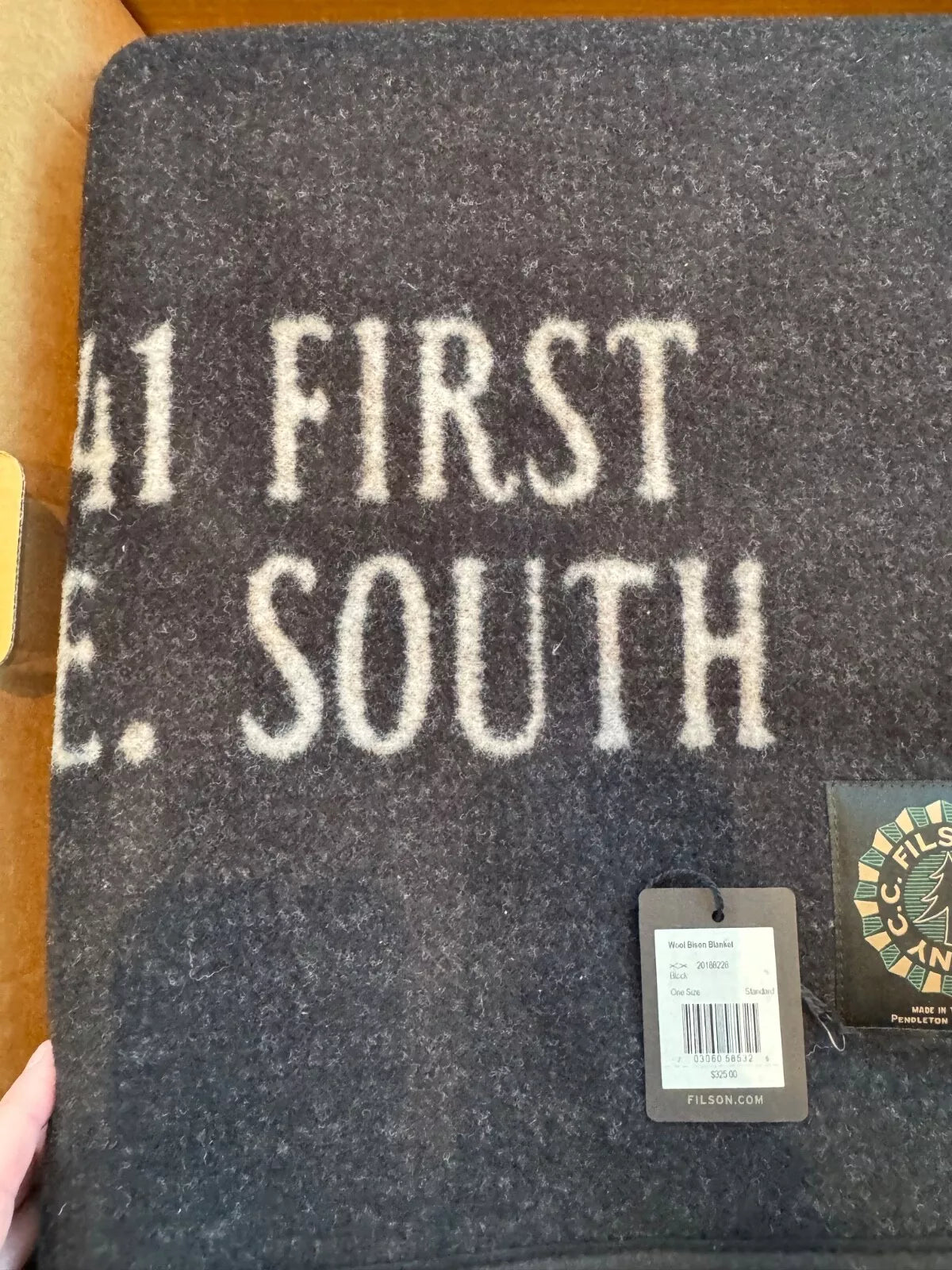 NWT USA MADE Filson Pendleton Wool Bison Blanket in Box 80 by 64 1st # 20188228