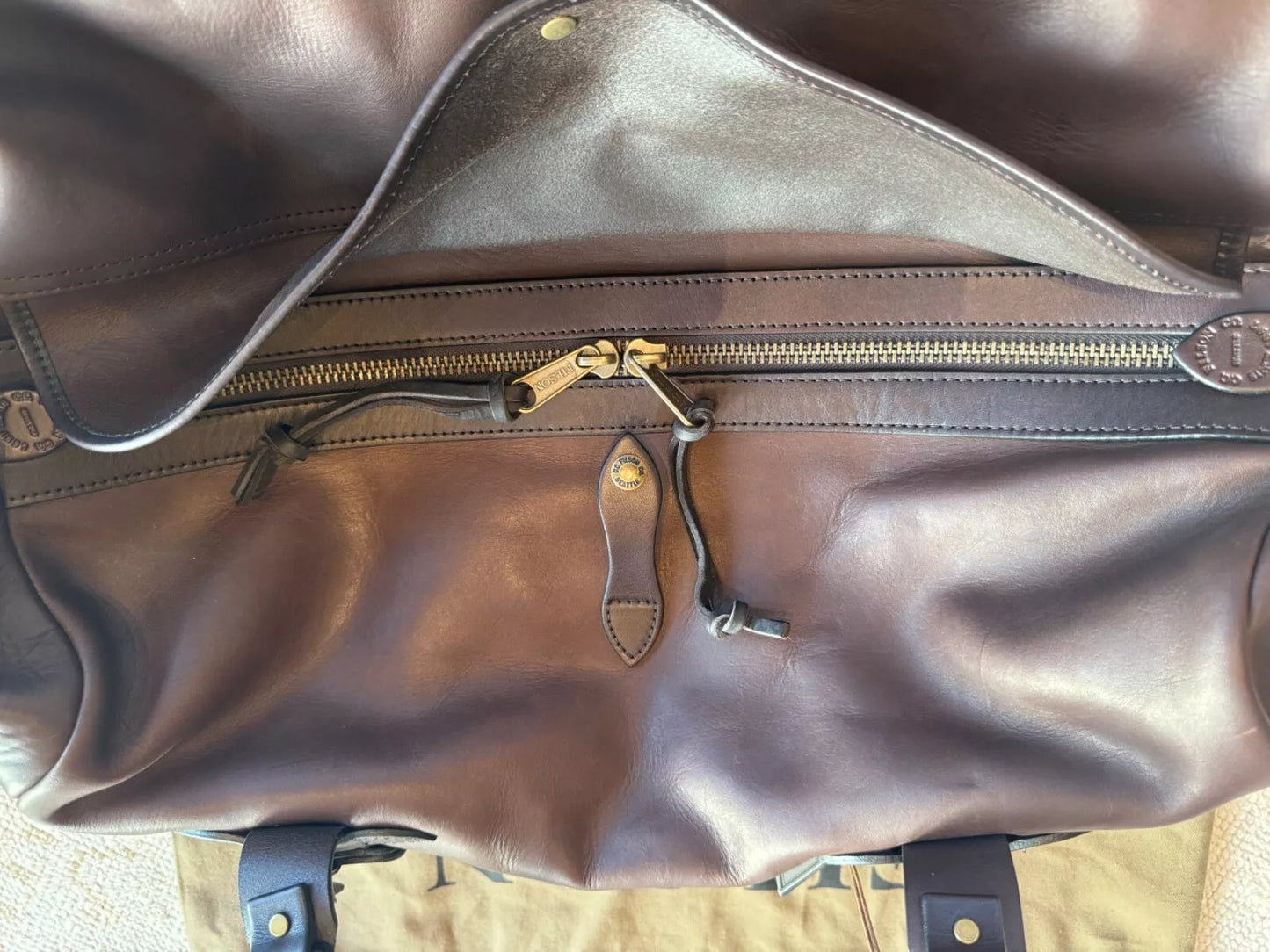 Filson NWT Weatherproof Leather Duffle Sierra Brown NWT Grail Rare 11070397
