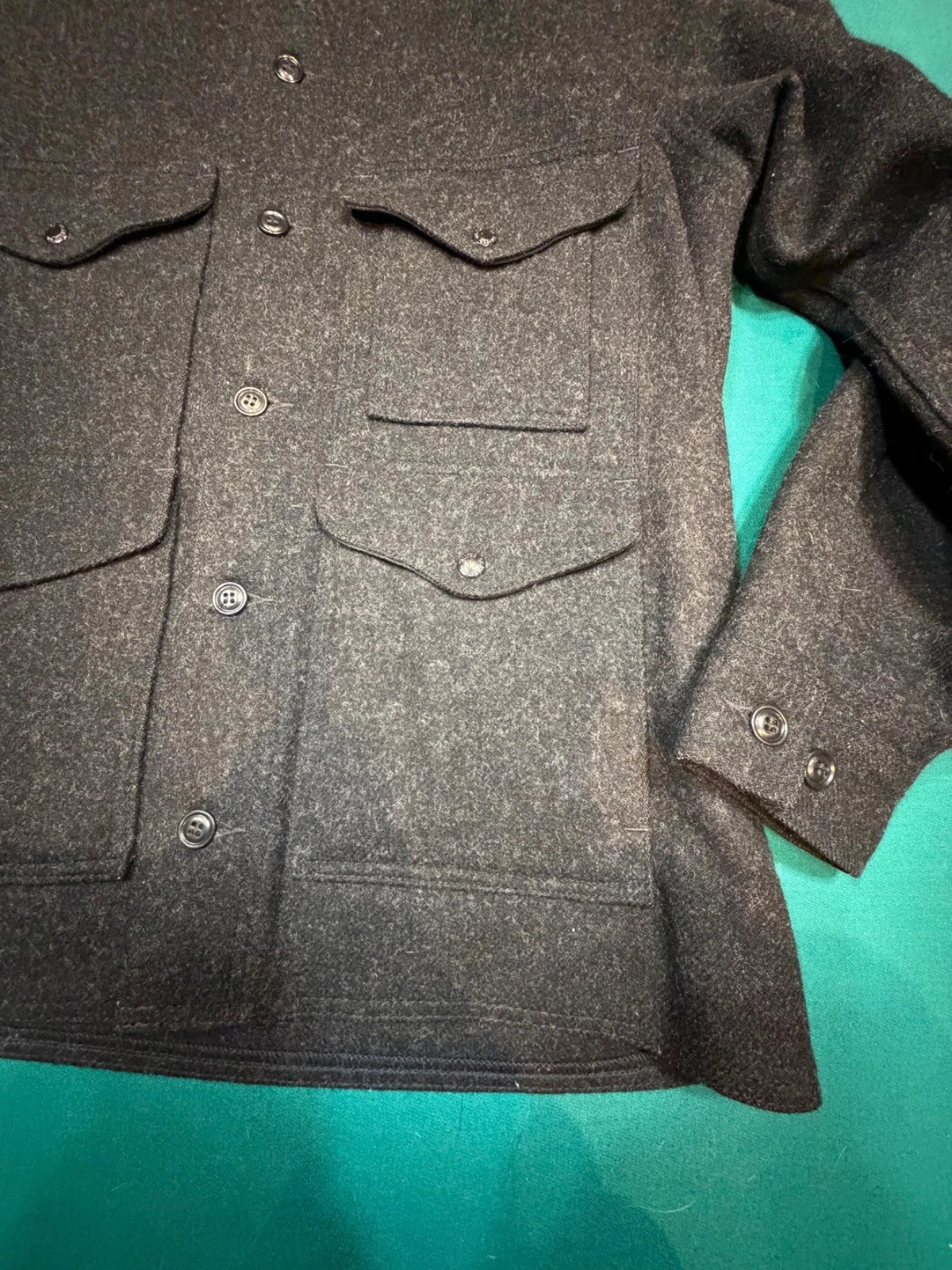 Filson Pendleton Mills Mackinaw Cruiser XL # 11010043 USA Charcoal Pre-owned