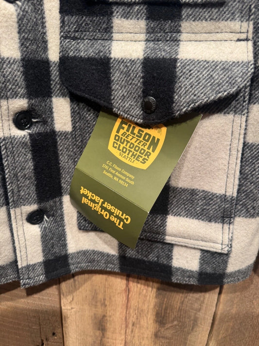 Filson Mackinaw Wool Cruiser Jacket Natural & Black Plaid Mens NWT Large