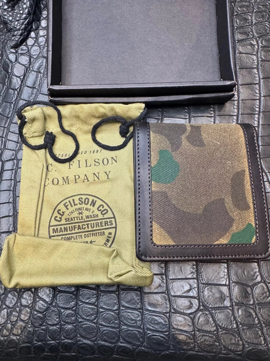 Filson Waxed Rugged Twill Packer Wallet Camo Brown Green Made in USA