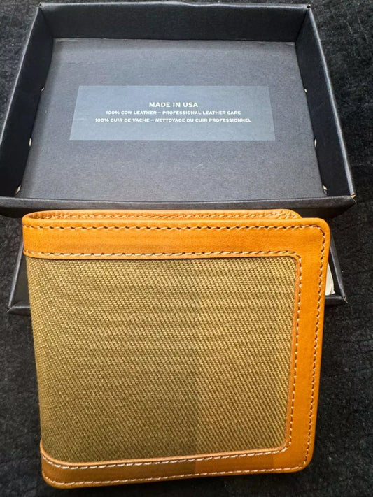 New in Box Filson Packer Leather Wallet in Tan Twill USA 20187880