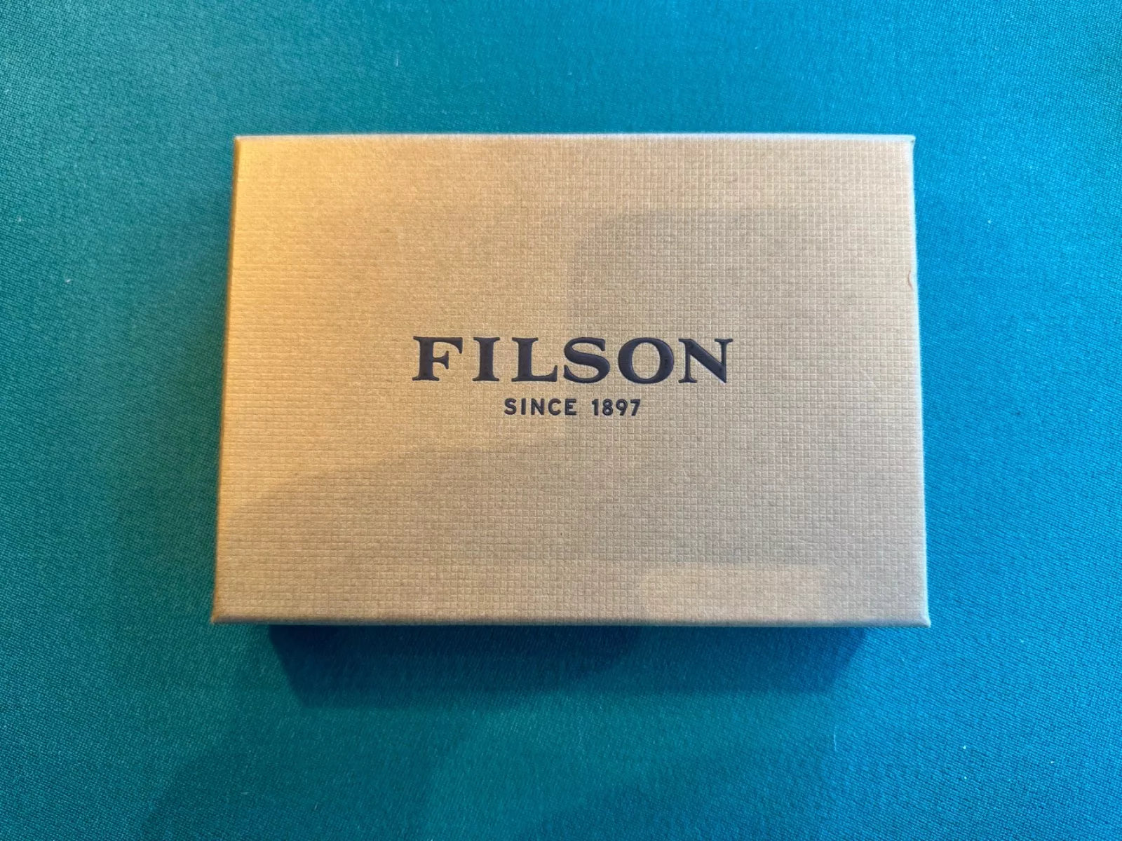 Filson Bi-Fold Wallet MADE IN USA Brown Bridle Leather CC Bi Fold Dark 11070399