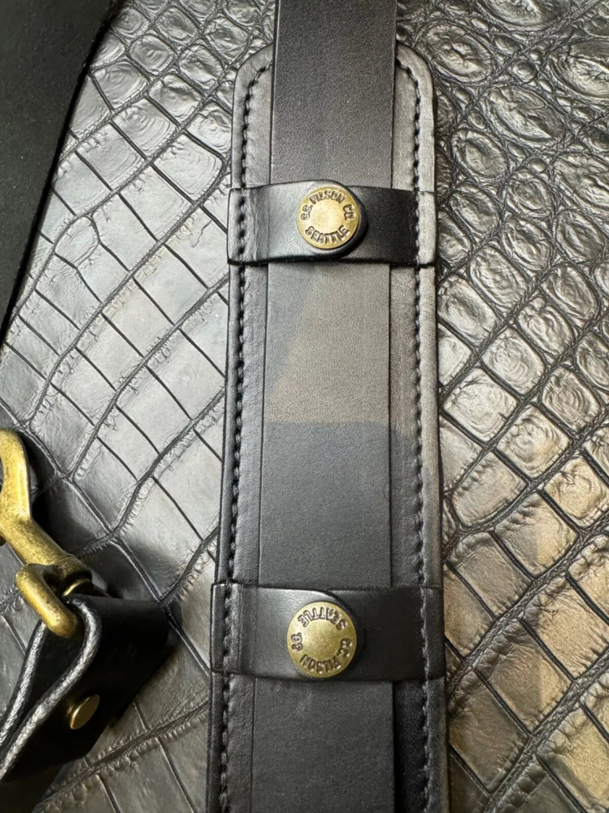 Filson Leather Shoulder Strap MADE IN USA Black Bridle Brass Adjustable Vintage 70137001135