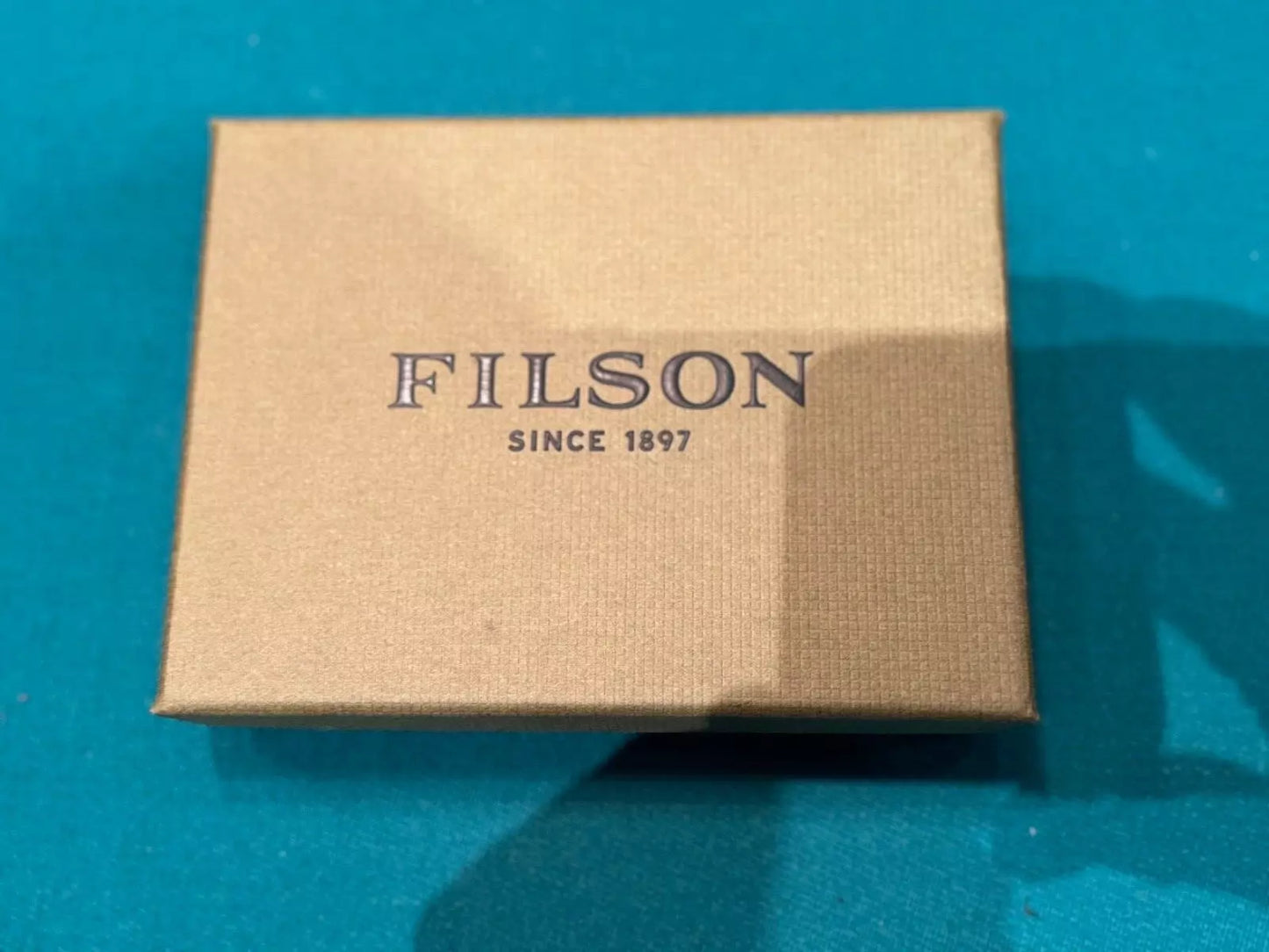 New Filson Rugged Suede Snap Wallet Made in USA # 11070445