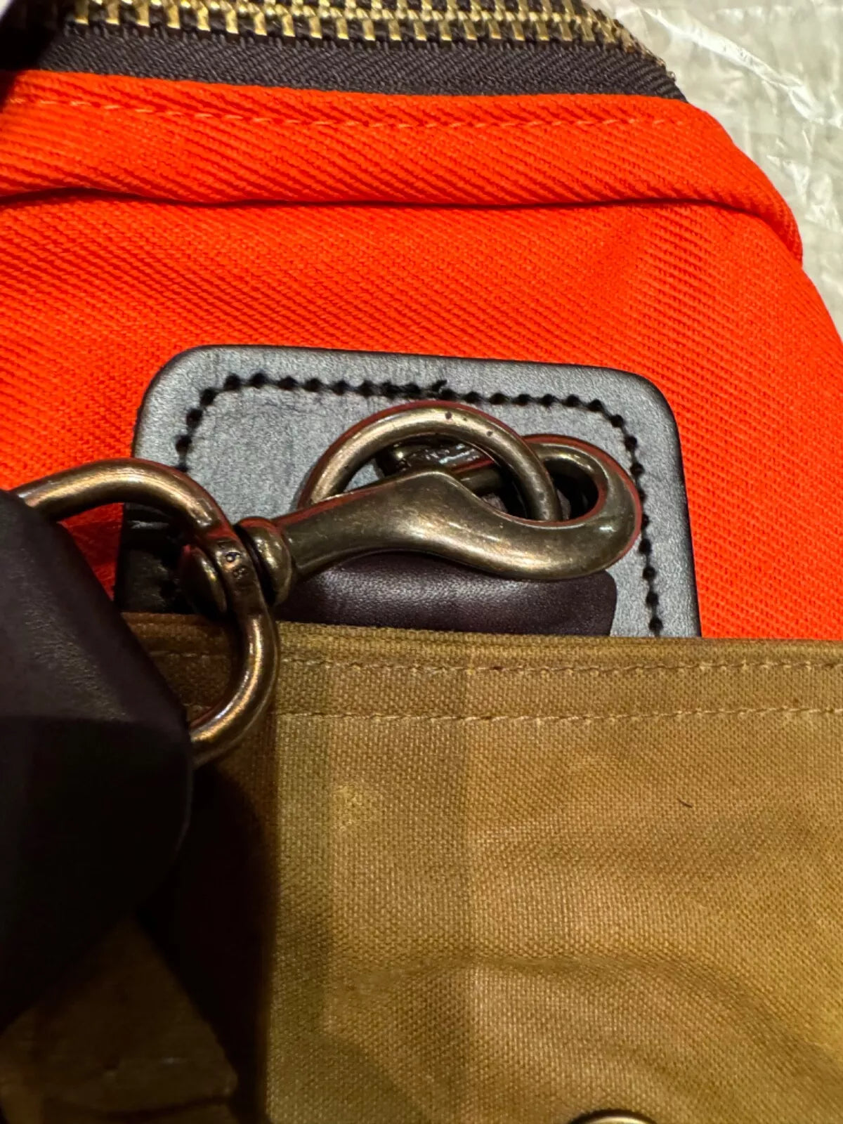 New Unused USA MADE Filson Heritage Sportsman Bag Orange and Dark Tan -11070073