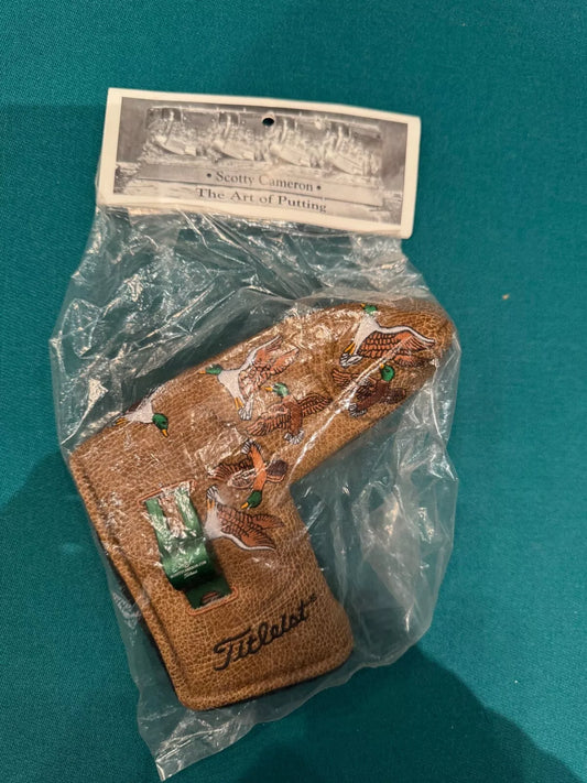 New in Bag very Rare Scotty Cameron 2004 Flying Ducks Headcover
